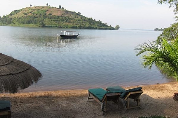 Lake-Kivu-Experience-Tour-600×400